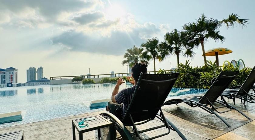 Modern Family Suites-Infinity Pool, PS5,Balcony-M3 Apartment in Penang