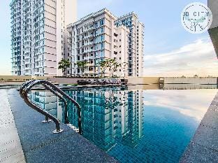 JB Paradigm Mall by JBcity Home Apartment in Johor Bahru