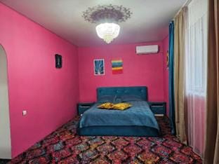 Отличный особняк для любящих себя людей Vacation rental in Almaty