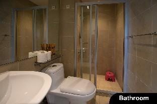 Amazing Gramercy Makati Upper Floor Studio 4728 Vacation rental in Makati