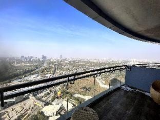 Luxury paradise in the sky @27th floor Apartment in Noida