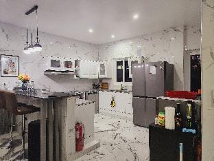 Stargazers 2 bedroom luxury Condo Apartment in Central Visayas