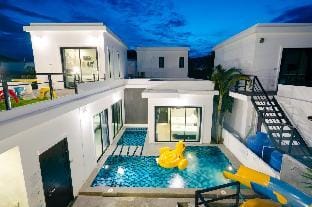 Modern life pool villa Villa in Hua Hin District