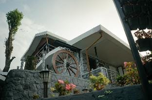Chayathottam Holidays Vacation rental in Kerala