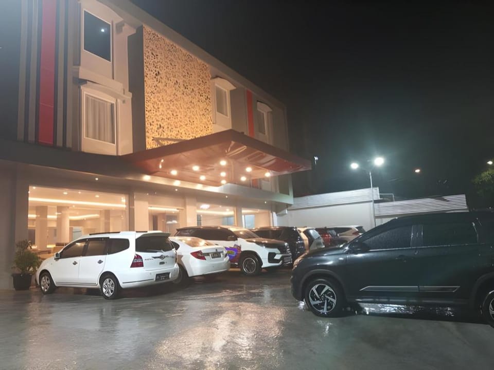 Hotel Grand Luxury Hotel in Indonesia