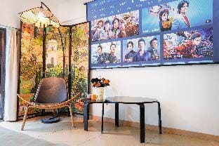 重庆南滨路 情侣豪华大床房 下楼是4A景区弹子石老街 在解放碑洪崖洞江对岸 Apartment in China