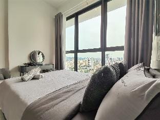 Luxurious Modern Suite @ Urban Suites by SuperStay Apartment in George Town
