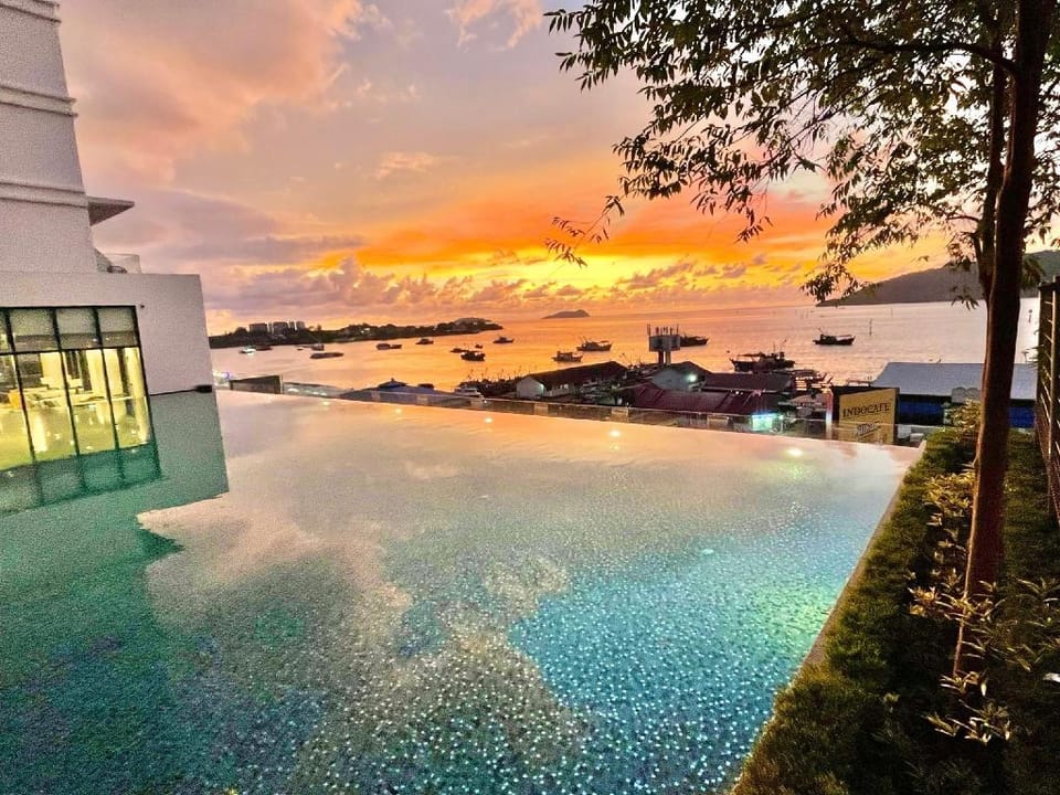 The Shore LW Premium Suites KK Downtown Apartment in Kota Kinabalu
