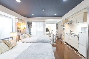 Ideal Dotonbori location, 2 beds for up to 4 pax Apartment in Osaka