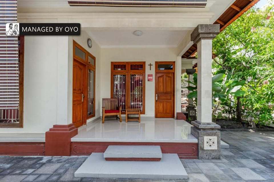 Collection O Near Seminyak Beach Formerly The Kumpi Hotel Hotel in Kuta