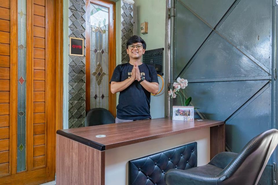 Hotel O Ar Guest House Syariah Hotel in West Java