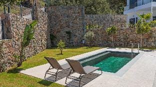 Villa Al Mare; Özel Havuzlu 4+1 Villa Villa in Muğla Province