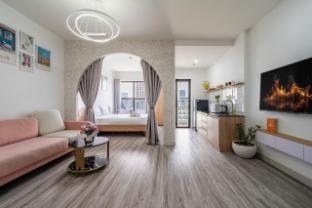 Hana Apartment( Spacious Studio_SaiGon Center) Apartment in Ho Chi Minh City