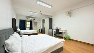 B&G HatYai Hostel ( Deluxe - shared bathroom ) Apartment in Thailand