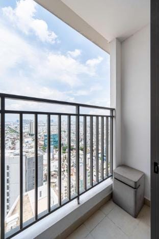 Hana Apartment[3br_Amazing River View_The Tresor] Apartment in Ho Chi Minh City