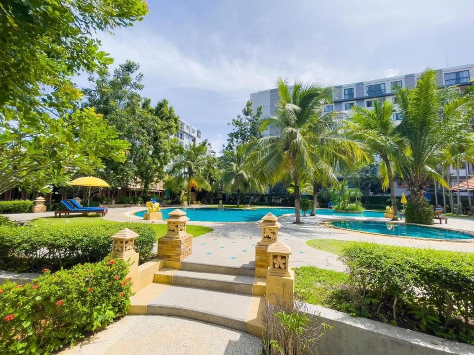 Ongsantiphap villa resort  Villa in Thep Krasatti
