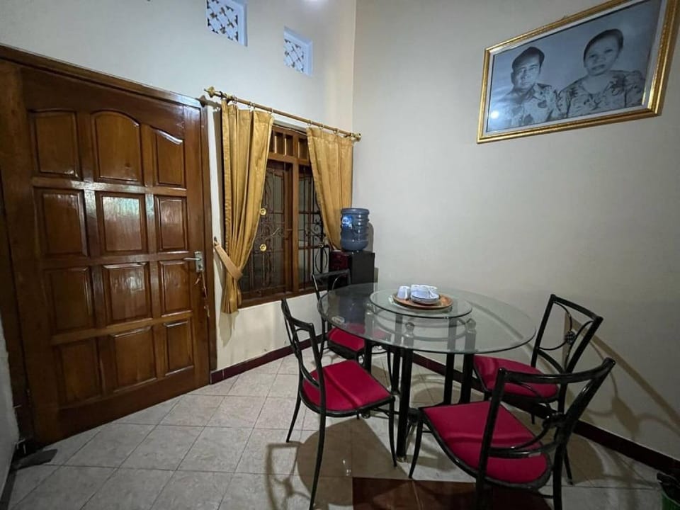 OYO 94003 Anjuk Ladang Homestay Hotel in Special Region of Yogyakarta