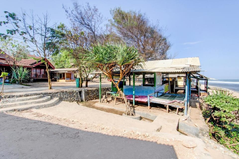 Hotel O Victouris ResortNearPantai Sepanjang Hotel in Special Region of Yogyakarta