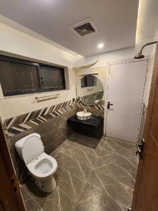 FamilySuite by The Oak Residence Vacation rental in Islamabad
