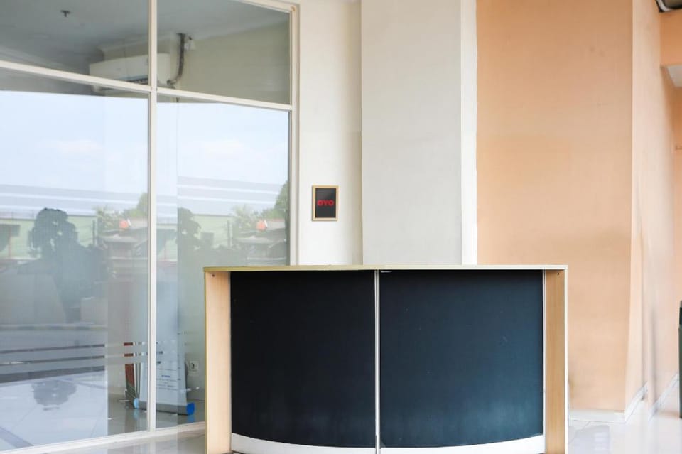 OYO 94041 Royal Stay Hotel in South Jakarta City