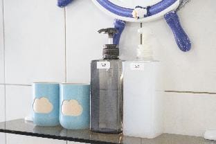 Room 2-3, Ocean Corner 7, 3 Minutes from MRT Ximen, Elevator Building (No Daily Cleaning Provided) Apartment in Taipei City