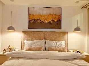 Masie's Beach View Suite at Azure Urban Resort Apartment in Paranaque