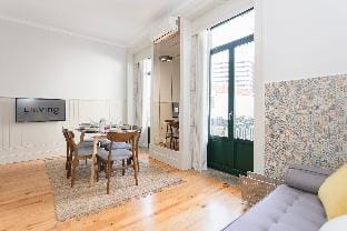 Liiiving in Porto   Invictus Bolh  o Garden Apartment in Porto