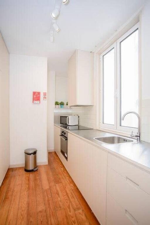 Liiiving in Porto   Light Spacious Apartment Apartment in Porto
