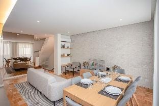 Liiiving in Porto - Design Bright House Vacation rental in Porto