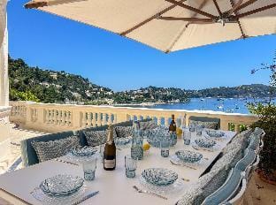 VILLA SOLEIL RIVIERA Villa in Villefranche-sur-Mer
