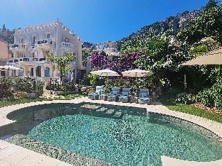 VILLA SOLEIL RIVIERA Villa in Villefranche-sur-Mer