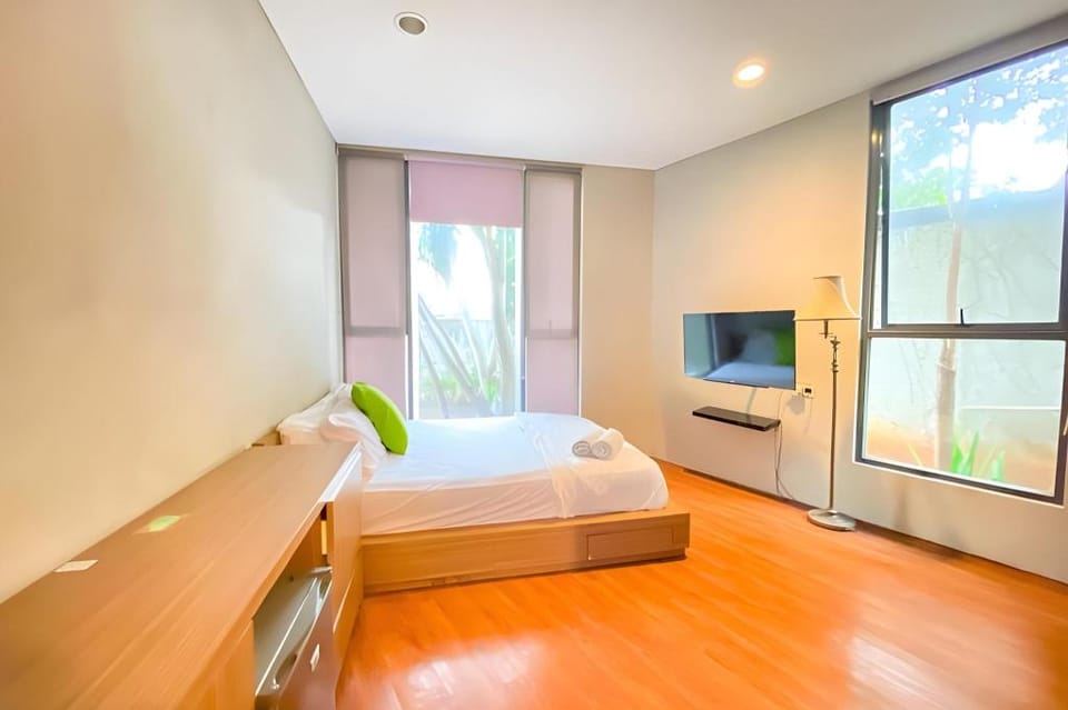 Urbanview Hotel The Lodge Karawaci Hotel in West Java
