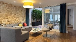 Jardin Priv     Gorgeous 3 Bed House in Le Marais Apartment in Paris