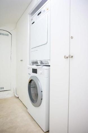 Jardin Priv     Gorgeous 3 Bed House in Le Marais Apartment in Paris