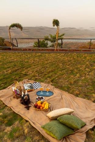 StayVista at Peak & Paddle with Lake View Villa in Maharashtra