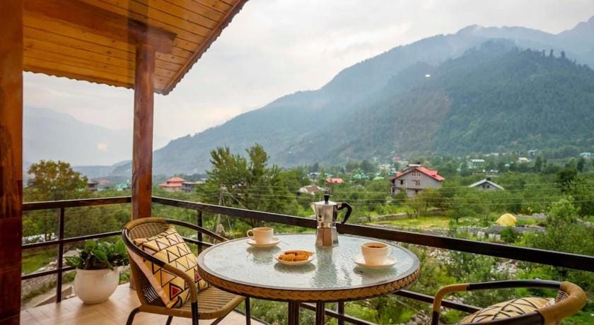 Ivaan Cottages X Mount Ville, Burwa, Manali Hotel in Himachal Pradesh