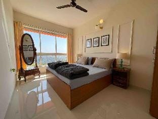 Panoramic Sea View Apt. amidst Lush Green Ghats Apartment in Goa, India