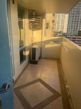 Condo unit of 2BR with balcony and free parking   Apartment in Mandaluyong