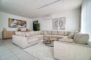 Kings Palace 2 BED Apartment in Paphos