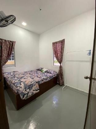 Wienie Homestay Pasir Mas Murah Vacation rental in Malaysia