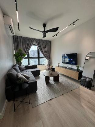 City view Flat in Kuala Lumpur. 3R2B for 9 pax. Vacation rental in Federal Territory of Kuala Lumpur