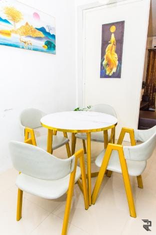 Your Affordable Gold  House  (up 13 pax maximum) Vacation rental in Angeles