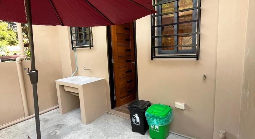 NEW and budget-friendly homestay in ELYU! Apartment in La Union