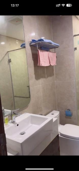 Happy House Apartment in Laos