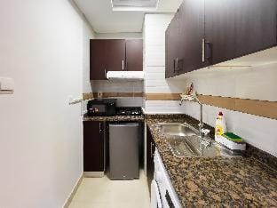 Cozy Canal-View Studio in the Heart of BusinessBay Apartment in Dubai
