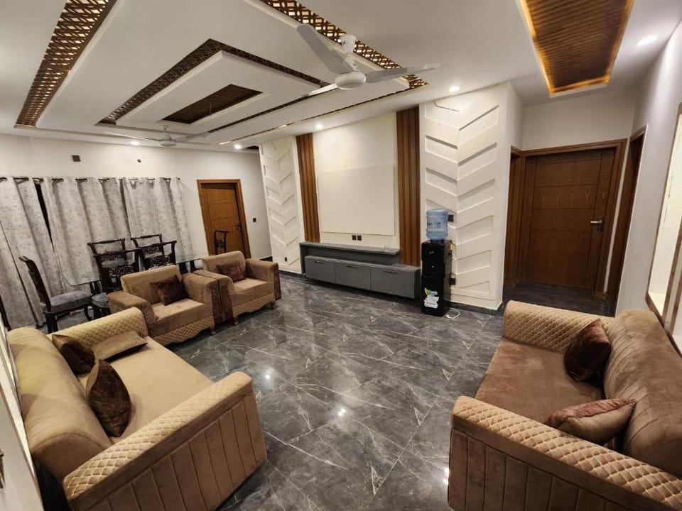 The Oak Residence Hotel in Islamabad