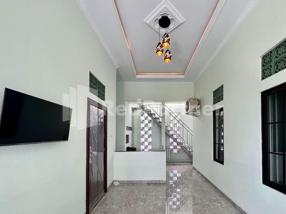 Trubus Guesthouse Syariah Magelang Mitra RedDoorz Hotel in Indonesia