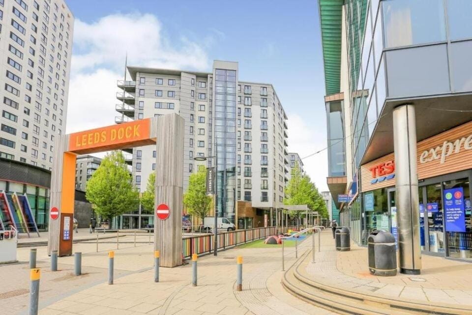 Central Leeds Dock Apt&Free Secure Parking! Apartment in Leeds