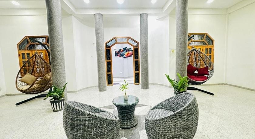 MS GUEST HOUSE Bed and Breakfast in Sri Lanka