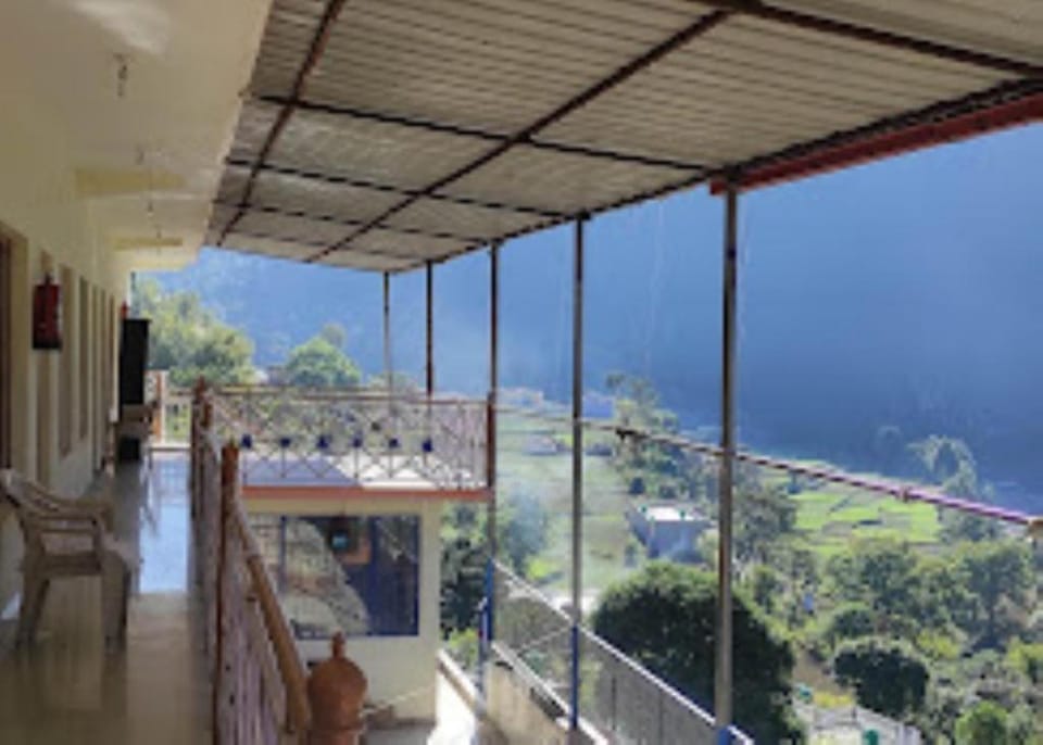 Goroomgo Utsav Palace Uttarkashi Hotel in Uttarakhand